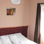 Hébergement de vacances In 19426