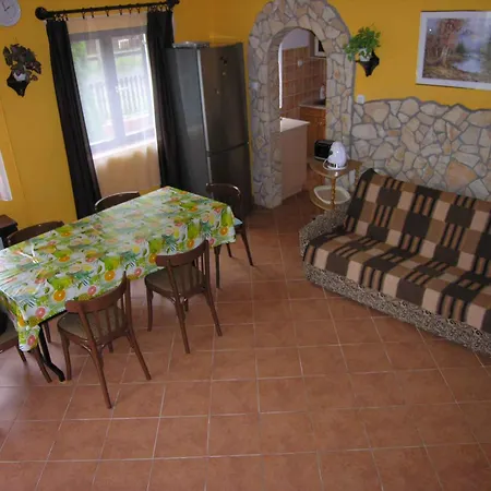 In 19426 Hébergement de vacances *