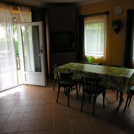 Semesterbostad In 19426